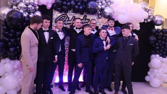 Studniówka 2025 - Zespół Szkół Budowlanych i Geodezyjnych w Chełmie [GALERIA ZDJĘĆ]