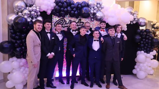 Studniówka 2025 - Zespół Szkół Budowlanych i Geodezyjnych w Chełmie [GALERIA ZDJĘĆ]