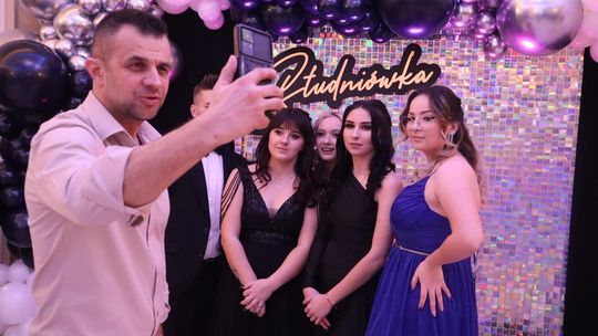 Studniówka 2025 - Zespół Szkół Budowlanych i Geodezyjnych w Chełmie [GALERIA ZDJĘĆ]