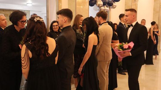 Studniówka 2025 - Zespół Szkół Budowlanych i Geodezyjnych w Chełmie [GALERIA ZDJĘĆ]