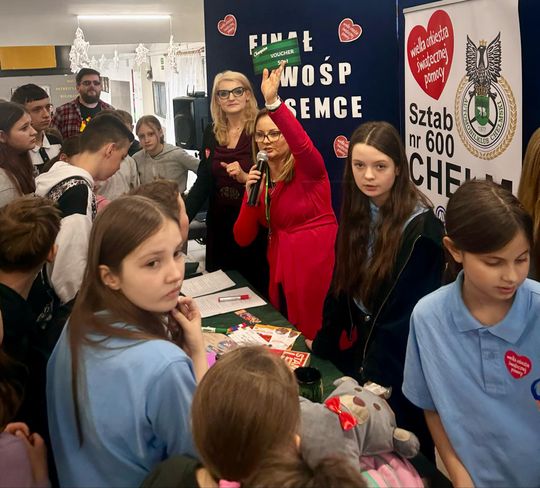 Chełm. Finał Wielkiej Orkiestry Świątecznej Pomocy  w SP nr 8 [GALERIA ZDJĘĆ]