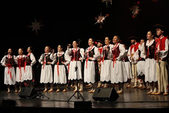 Chełm. Koncert kolęd i pastorałek pt. "Bracia patrzcie jeno" [GALERIA ZDJĘĆ]