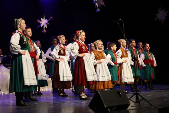 Chełm. Koncert kolęd i pastorałek pt. "Bracia patrzcie jeno" [GALERIA ZDJĘĆ]