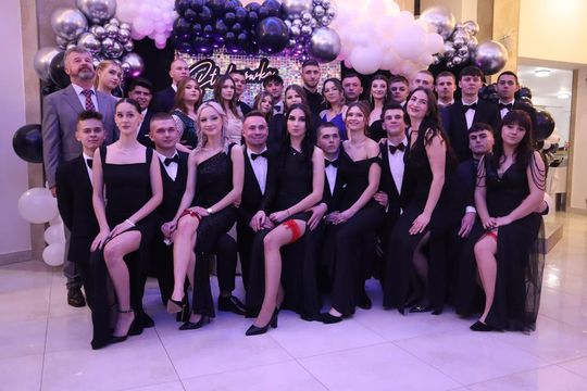 Studniówka 2025 - Zespół Szkół Budowlanych i Geodezyjnych w Chełmie [GALERIA ZDJĘĆ]