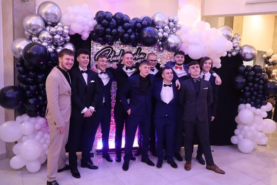 Studniówka 2025 - Zespół Szkół Budowlanych i Geodezyjnych w Chełmie [GALERIA ZDJĘĆ]