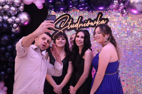 Studniówka 2025 - Zespół Szkół Budowlanych i Geodezyjnych w Chełmie [GALERIA ZDJĘĆ]