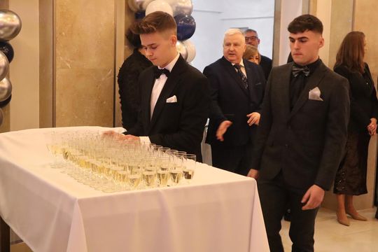 Studniówka 2025 - Zespół Szkół Budowlanych i Geodezyjnych w Chełmie [GALERIA ZDJĘĆ]