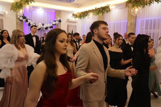 Studniówka 2025 - Zespół Szkół Budowlanych i Geodezyjnych w Chełmie [GALERIA ZDJĘĆ]