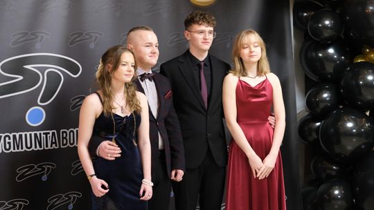 Studniówka 2025 - Zespół Szkół Technicznych w Chełmie cz. I [GALERIA ZDJĘĆ]