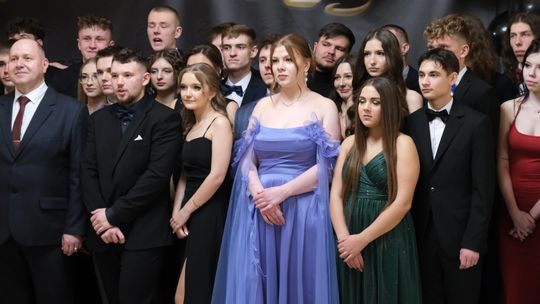 Studniówka 2025 - Zespół Szkół Technicznych w Chełmie cz. I [GALERIA ZDJĘĆ]