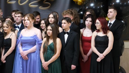 Studniówka 2025 - Zespół Szkół Technicznych w Chełmie cz. I [GALERIA ZDJĘĆ]