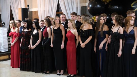 Studniówka 2025 - Zespół Szkół Technicznych w Chełmie cz. I [GALERIA ZDJĘĆ]