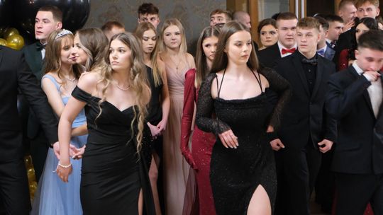 Studniówka 2025 - Zespół Szkół Technicznych w Chełmie cz. I [GALERIA ZDJĘĆ]