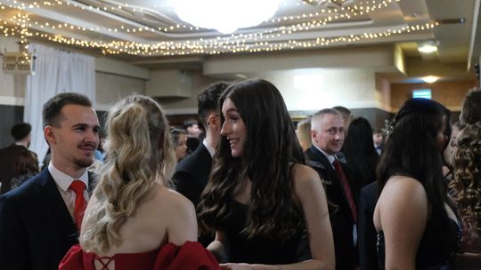 Studniówka 2025 - Zespół Szkół Technicznych w Chełmie cz. I [GALERIA ZDJĘĆ]