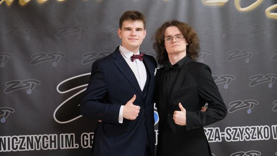 Studniówka 2025 - Zespół Szkół Technicznych w Chełmie cz. I [GALERIA ZDJĘĆ]