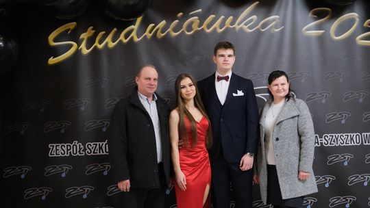 Studniówka 2025 - Zespół Szkół Technicznych w Chełmie cz. I [GALERIA ZDJĘĆ]