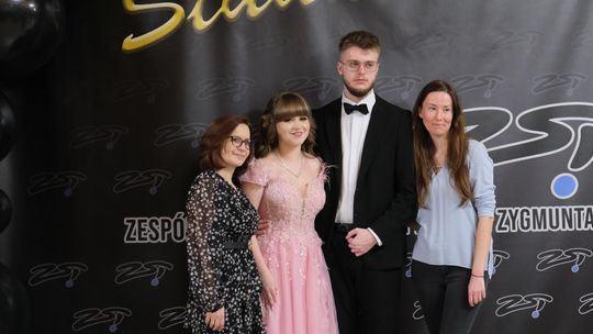 Studniówka 2025 - Zespół Szkół Technicznych w Chełmie cz. I [GALERIA ZDJĘĆ]