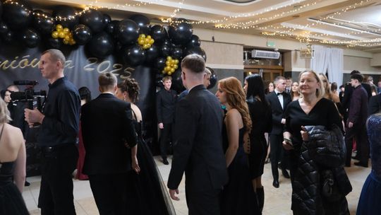 Studniówka 2025 - Zespół Szkół Technicznych w Chełmie cz. I [GALERIA ZDJĘĆ]