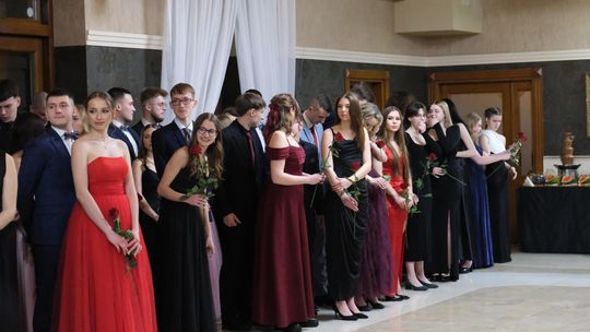 Studniówka 2025 - Zespół Szkół Technicznych w Chełmie cz. I [GALERIA ZDJĘĆ]