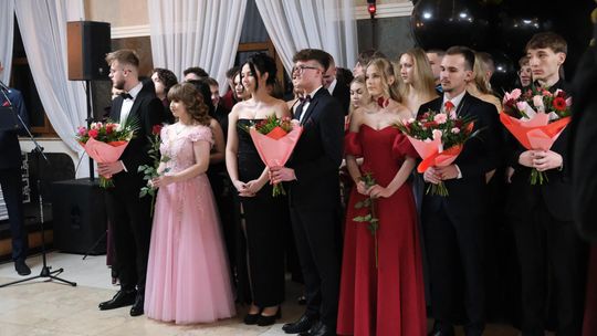 Studniówka 2025 - Zespół Szkół Technicznych w Chełmie cz. I [GALERIA ZDJĘĆ]