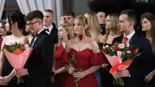 Studniówka 2025 - Zespół Szkół Technicznych w Chełmie cz. I [GALERIA ZDJĘĆ]