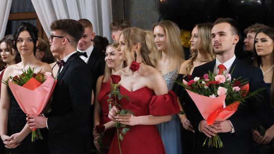 Studniówka 2025 - Zespół Szkół Technicznych w Chełmie cz. I [GALERIA ZDJĘĆ]