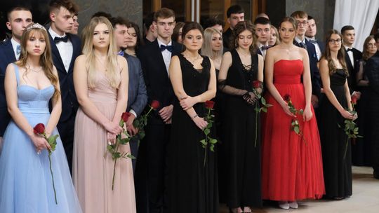 Studniówka 2025 - Zespół Szkół Technicznych w Chełmie cz. I [GALERIA ZDJĘĆ]