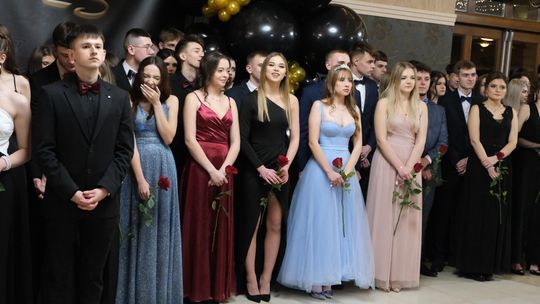 Studniówka 2025 - Zespół Szkół Technicznych w Chełmie cz. I [GALERIA ZDJĘĆ]