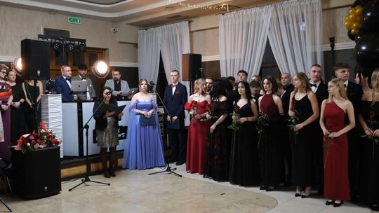 Studniówka 2025 - Zespół Szkół Technicznych w Chełmie cz. I [GALERIA ZDJĘĆ]