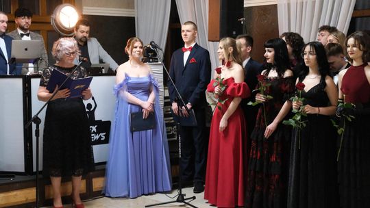 Studniówka 2025 - Zespół Szkół Technicznych w Chełmie cz. I [GALERIA ZDJĘĆ]