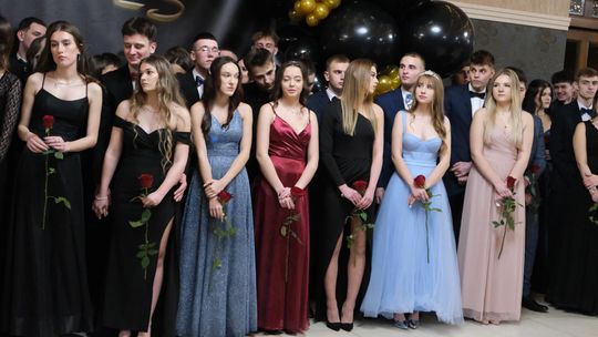 Studniówka 2025 - Zespół Szkół Technicznych w Chełmie cz. I [GALERIA ZDJĘĆ]