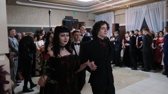 Studniówka 2025 - Zespół Szkół Technicznych w Chełmie cz. I [GALERIA ZDJĘĆ]