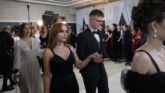 Studniówka 2025 - Zespół Szkół Technicznych w Chełmie cz. I [GALERIA ZDJĘĆ]