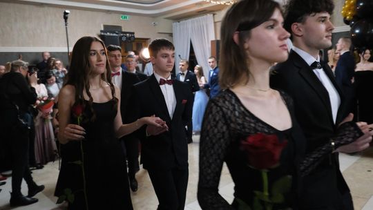 Studniówka 2025 - Zespół Szkół Technicznych w Chełmie cz. I [GALERIA ZDJĘĆ]