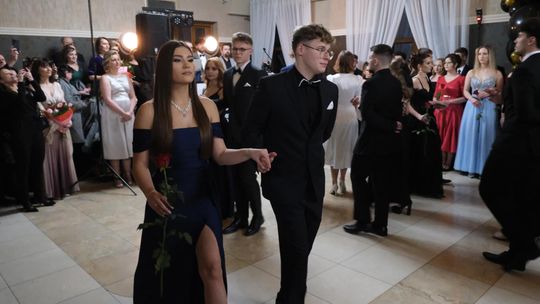 Studniówka 2025 - Zespół Szkół Technicznych w Chełmie cz. I [GALERIA ZDJĘĆ]