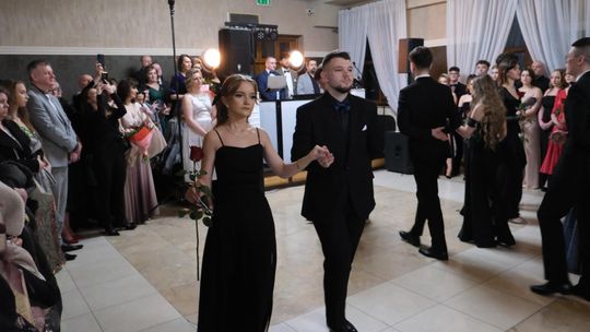 Studniówka 2025 - Zespół Szkół Technicznych w Chełmie cz. I [GALERIA ZDJĘĆ]