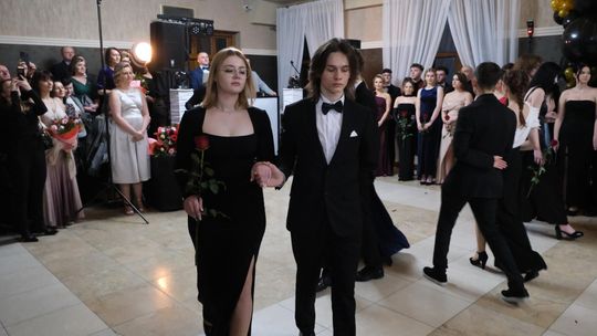 Studniówka 2025 - Zespół Szkół Technicznych w Chełmie cz. I [GALERIA ZDJĘĆ]