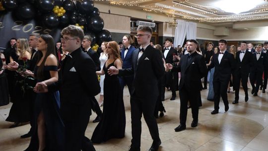 Studniówka 2025 - Zespół Szkół Technicznych w Chełmie cz. I [GALERIA ZDJĘĆ]