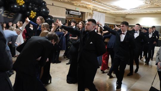 Studniówka 2025 - Zespół Szkół Technicznych w Chełmie cz. I [GALERIA ZDJĘĆ]