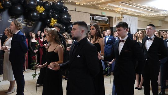 Studniówka 2025 - Zespół Szkół Technicznych w Chełmie cz. I [GALERIA ZDJĘĆ]