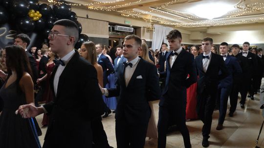 Studniówka 2025 - Zespół Szkół Technicznych w Chełmie cz. I [GALERIA ZDJĘĆ]