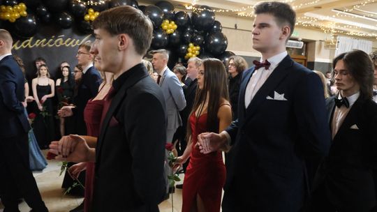 Studniówka 2025 - Zespół Szkół Technicznych w Chełmie cz. I [GALERIA ZDJĘĆ]