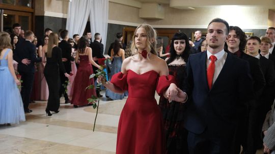 Studniówka 2025 - Zespół Szkół Technicznych w Chełmie cz. I [GALERIA ZDJĘĆ]