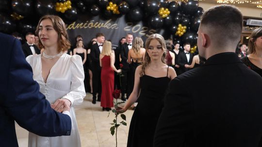 Studniówka 2025 - Zespół Szkół Technicznych w Chełmie cz. I [GALERIA ZDJĘĆ]