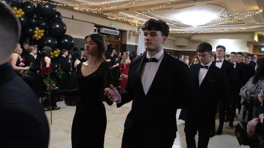 Studniówka 2025 - Zespół Szkół Technicznych w Chełmie cz. I [GALERIA ZDJĘĆ]