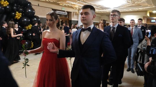 Studniówka 2025 - Zespół Szkół Technicznych w Chełmie cz. II [GALERIA ZDJĘĆ]