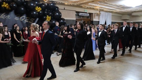 Studniówka 2025 - Zespół Szkół Technicznych w Chełmie cz. II [GALERIA ZDJĘĆ]