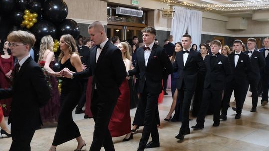 Studniówka 2025 - Zespół Szkół Technicznych w Chełmie cz. II [GALERIA ZDJĘĆ]