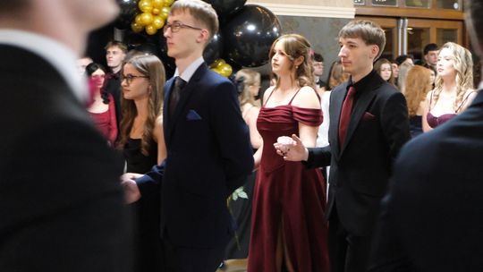 Studniówka 2025 - Zespół Szkół Technicznych w Chełmie cz. II [GALERIA ZDJĘĆ]