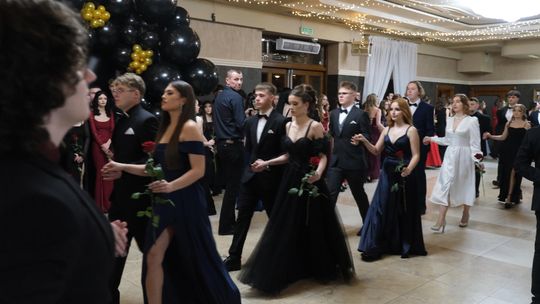 Studniówka 2025 - Zespół Szkół Technicznych w Chełmie cz. II [GALERIA ZDJĘĆ]